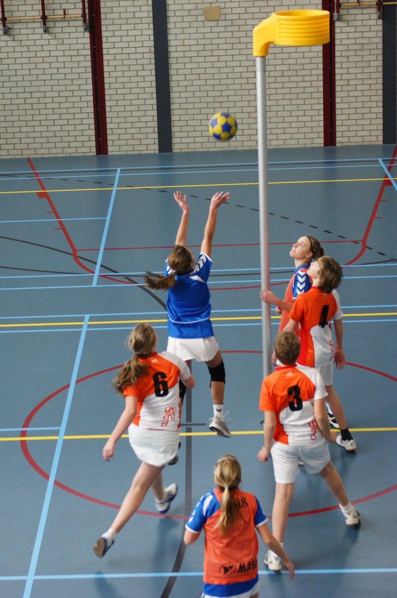 Korfbal C3  11 februari-015.JPG